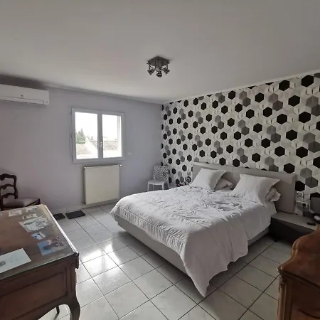 Maison Rochefort-du-gard, 8 Pieces, 8 Personnes - Fr-1-698-13 *
