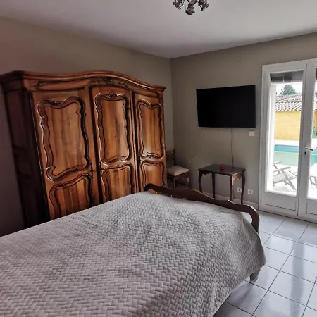 Maison Rochefort-du-gard, 8 Pieces, 8 Personnes - Fr-1-698-13 Tatil Evi *
