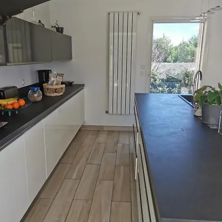 Maison Rochefort-du-gard, 8 Pieces, 8 Personnes - Fr-1-698-13 Tatil Evi